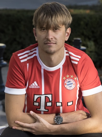 Noel Studer02